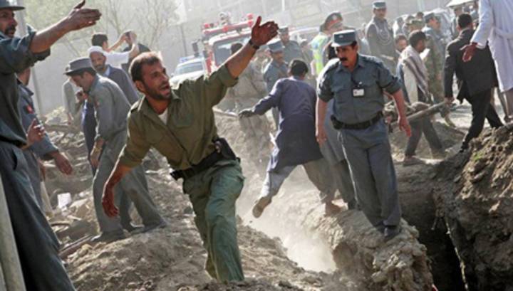 Неизвестный забросал гранатами свадьбу в Афганистане