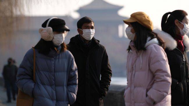Коронавирус распространяется в Китае со все более высокой скоростью 