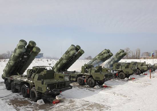 Российская сторона поставила второй полковой комплекс С-400 в Китай