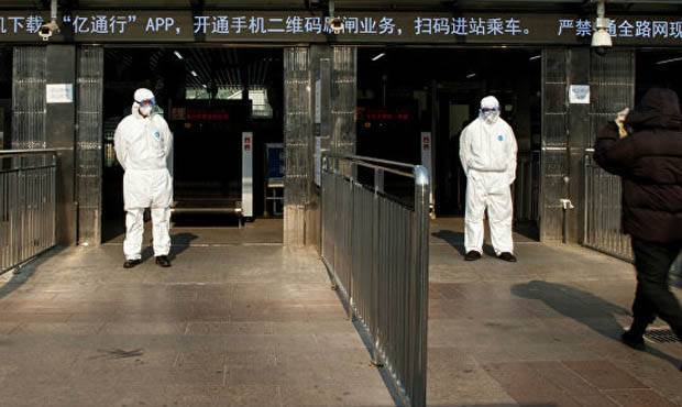 Китайские власти сообщили о гибели 80 человек в результате пневмонии нового типа