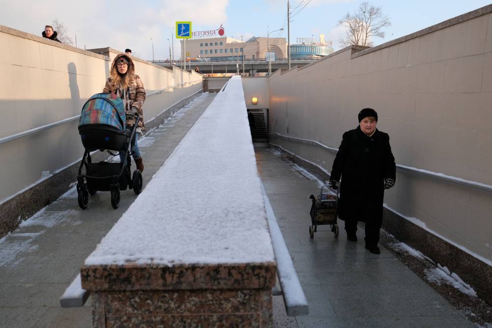 Пять новых пешеходных переходов появится в Москве