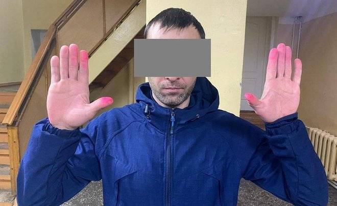 В Нижнекамске грабитель вместо настоящих денег забрал из кассы МФО муляж