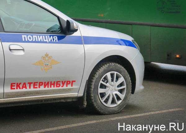 В Екатеринбурге на таксиста напал неадекватный клиент и забрал его машину