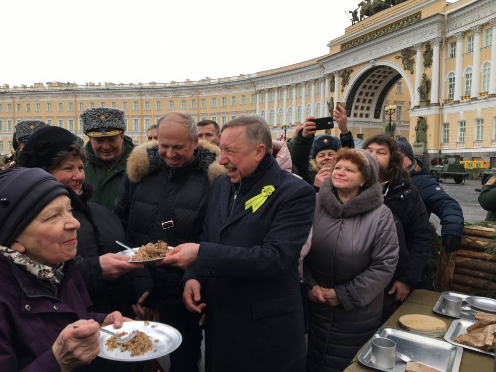 Посвященную блокаде экспозицию откроют у Пискаревского кладбища к 75-летию Победы