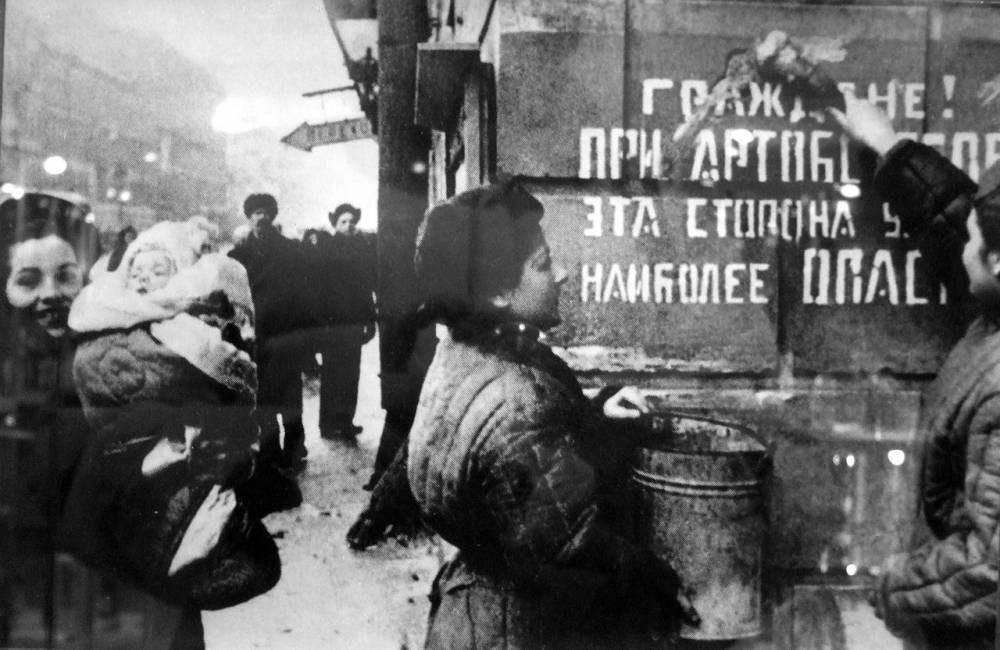 Историк СПбГУ рассказал, кого снабжали кондитерские фабрики блокадного Ленинграда