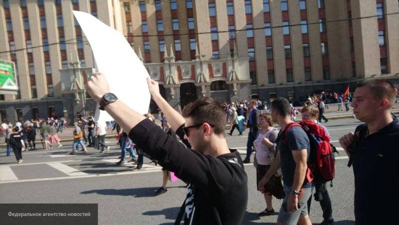 Макаренко призвал ужесточить наказания для участников массовых беспорядков в России