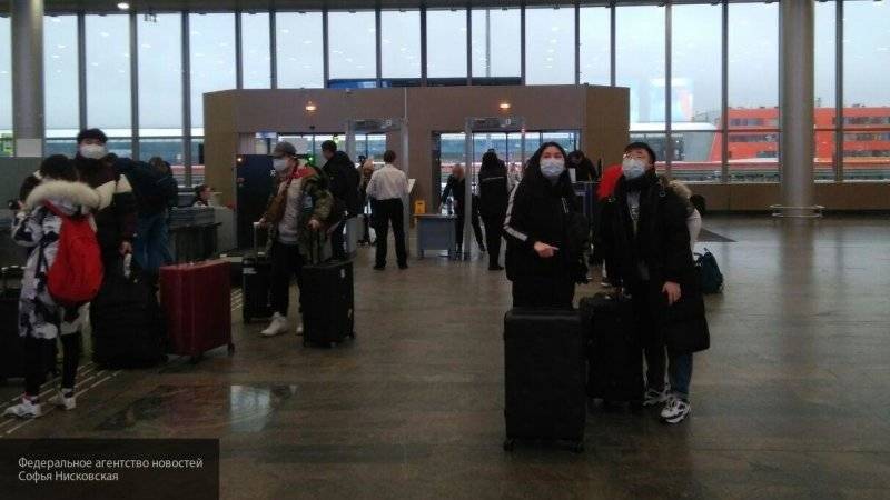 Врачи не подтвердили коронавирус у пассажирки самолета Владивосток — Москва