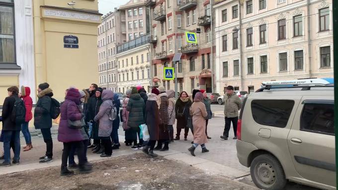 В музей блокады Ленинграда собралась большая очередь
