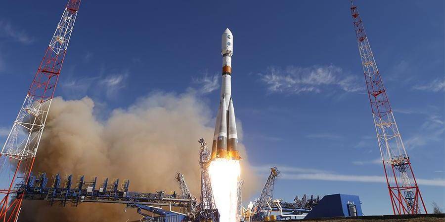 "Роскосмос" показал видео сборки ракет "Союз"