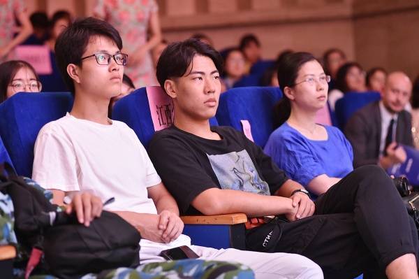 Китайские студенты УрФУ попадут под наблюдение Роспотребнадзора из-за коронавируса
