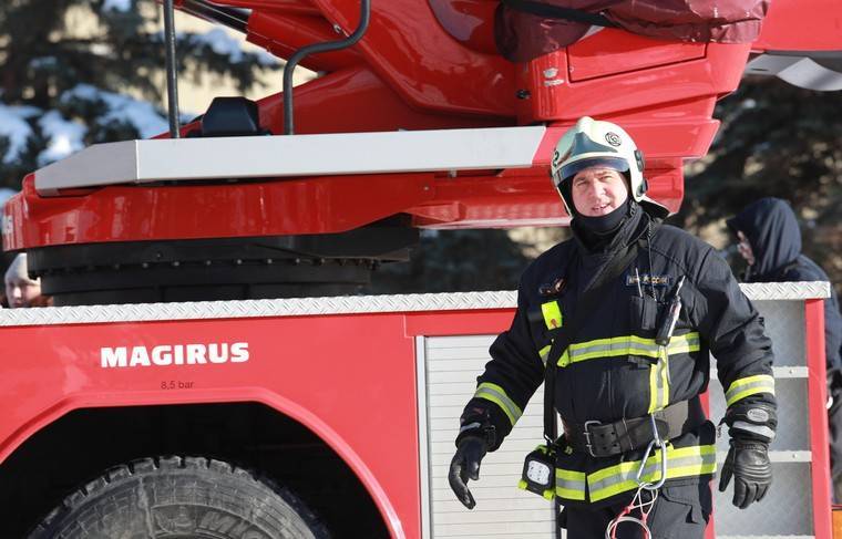 В Казахстане россиянка родила дочь в пожарной машине
