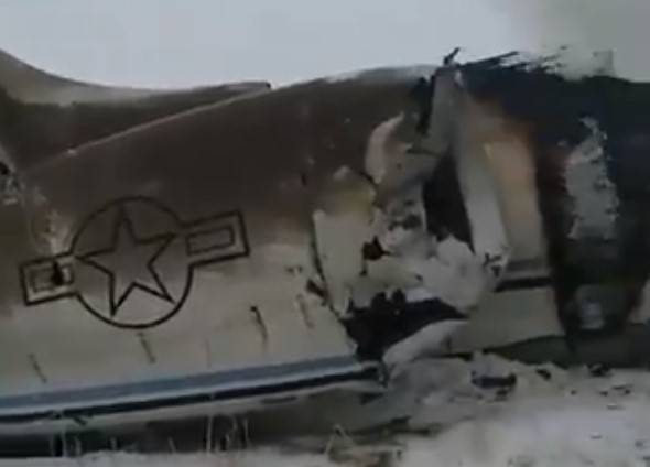 Видео с места падения самолета в Афганистане появилось в Сети