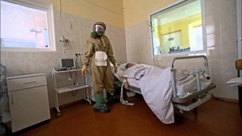 В Киевском госпитале борются за жизнь трёх военных, заразившихся таинственным вирусом