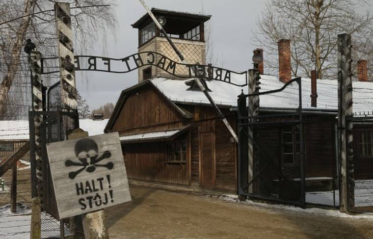 Немецкий журнал приписал освобождение Освенцима солдатам США