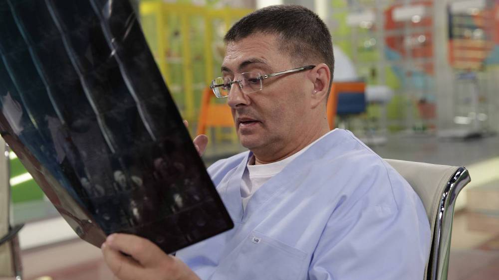 Доктор Мясников призвал общественность на нагнетать шумиху вокруг «уханьского» вируса