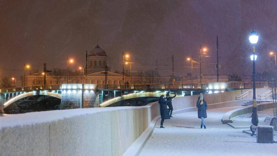 Петербург вновь оказался под влиянием теплого атмосферного фронта