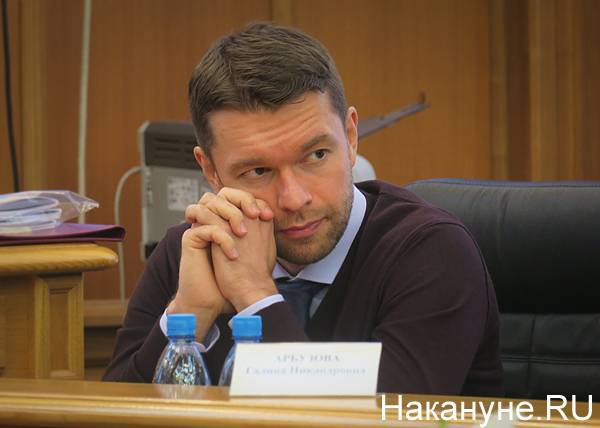 Депутат екатеринбургской думы Вихарев предложил потратить пиарные деньги на строительство новой школы
