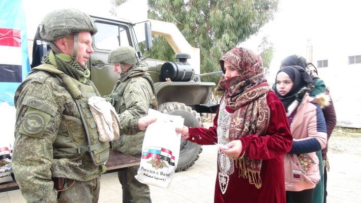 Военные РФ провели очередную гуманитарную акцию в сирийской провинции Даръа