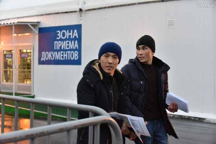 МВД назвало число мигрантов, которые приезжают в Россию