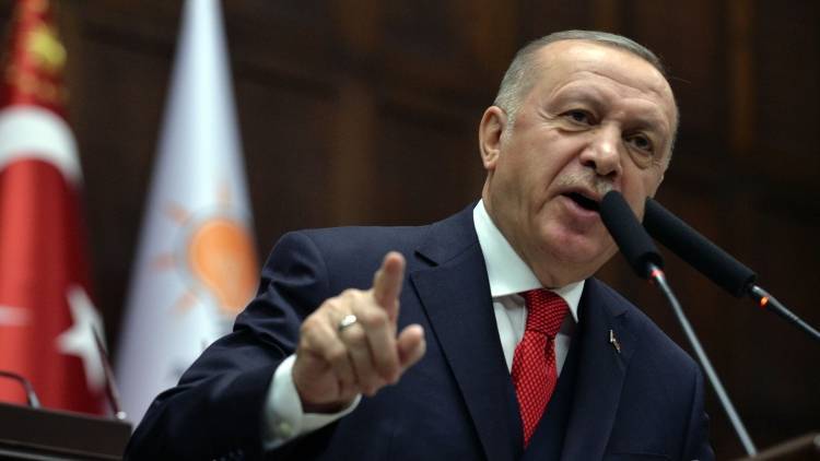 Эрдоган лицемерит, говоря о политическом урегулировании в Ливии и помогая ПНС