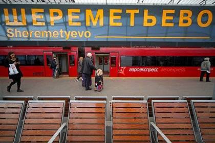 Родственники оставленных в Шереметьево детей выразили готовность забрать их
