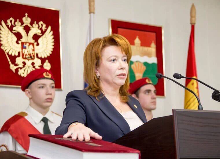 Глава Кемеровского округа официально вступила в должность