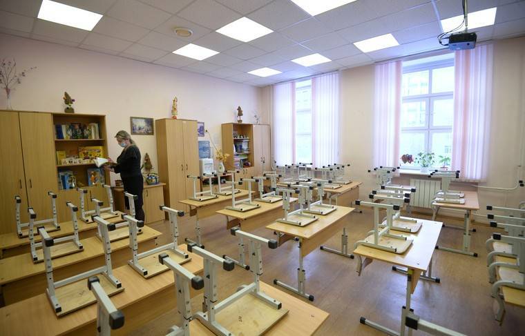 Пять школ в Москве получили сообщения о «минировании»