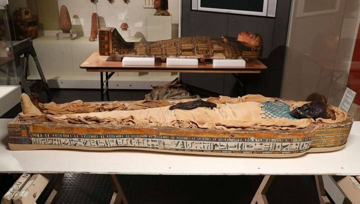 Тайны мумии Такабути: как погибла женщина с лишним позвонком и лишним зубом