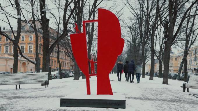 Piter.TV узнал, как Манеж меняет взгляды петербуржцев на уличное искусство
