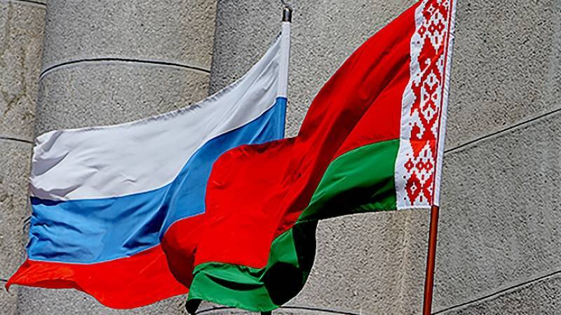 Гражданам Украины и Белоруссии упростят процедуру получения гражданства РФ