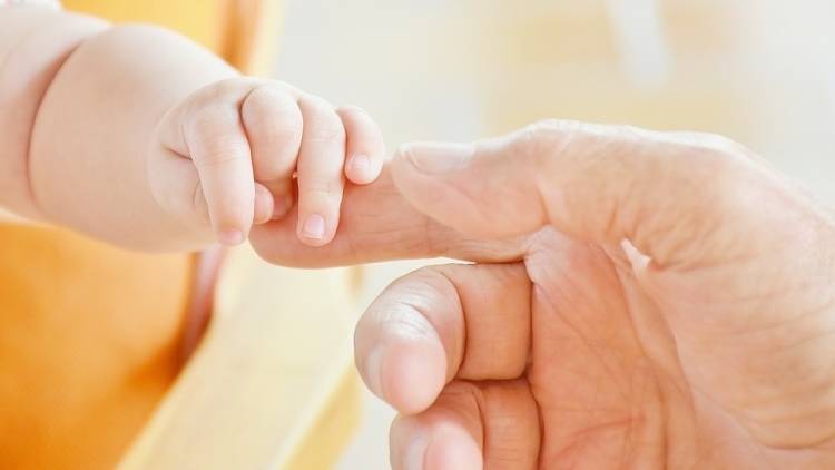 Семьям Подмосковья помогут с ипотекой при рождении первенца