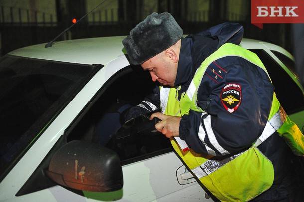 В Сыктывкаре 297 водителей наказали за тонировку