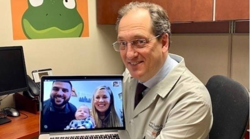 Пара назвала второго ребенка в честь врача, который единственный согласился оперировать их тяжело больного первенца