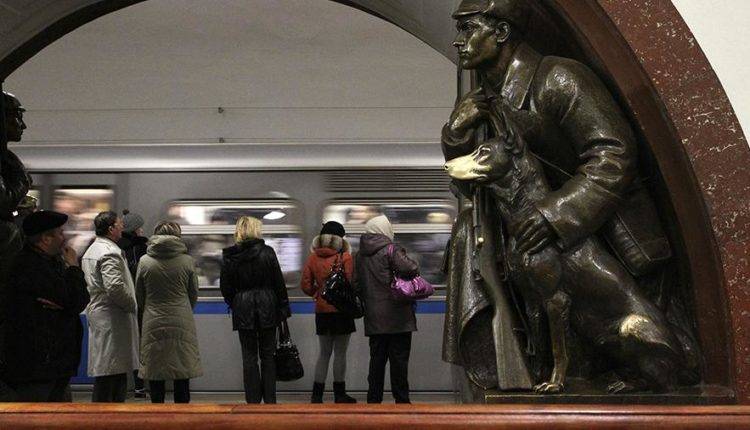 Названа самая популярная станция в метро Москвы в первые сутки 2020 года