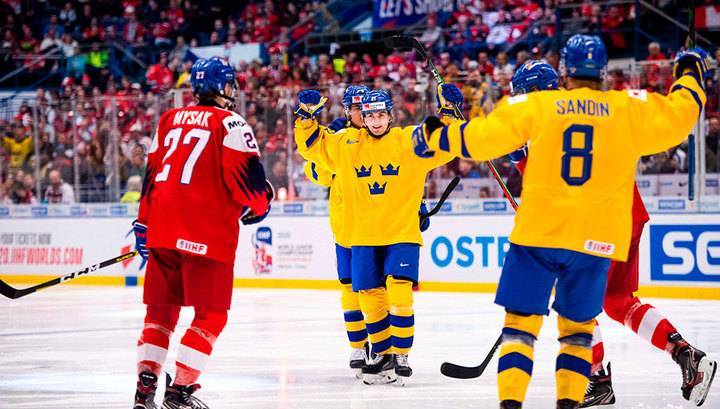Хоккей. В полуфинале молодежного ЧМ соперником России станет Швеция