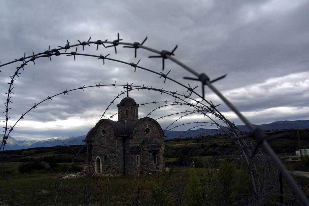 Косово вслед за Черногорией готовит закон против Сербской Церкви