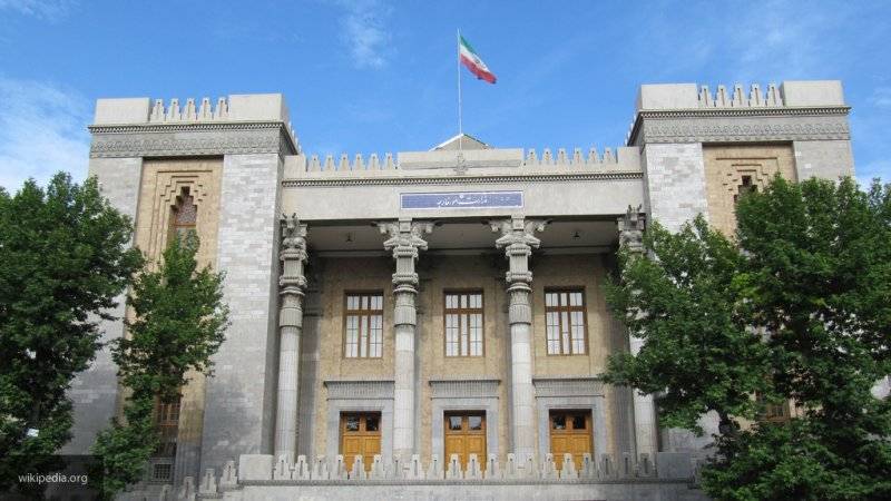 МИД Ирана вызвал представляющего США посла Швейцарии после убийства Сулеймани