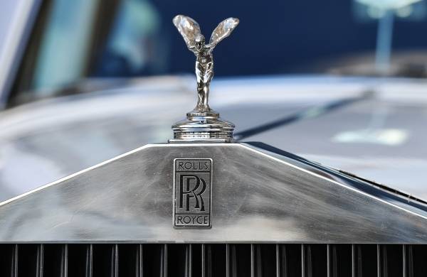 Неизвестные отобрали Rolls-Royce у 18-летнего москвича