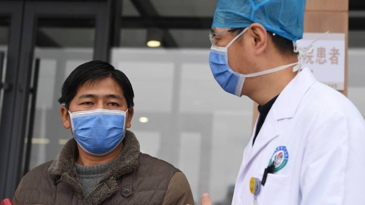 Новый тип коронавируса выявлен еще у трех человек в Японии