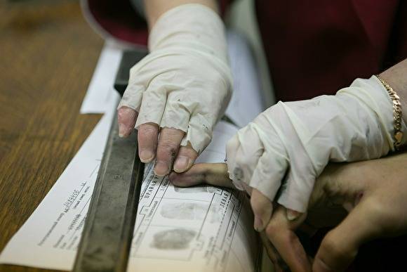 Университет «Синергия» оштрафован за сбор отпечатков пальцев у школьников