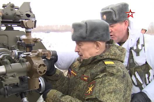 В Кузбассе 94-летний фронтовик принял участие в стрельбах на военном полигоне
