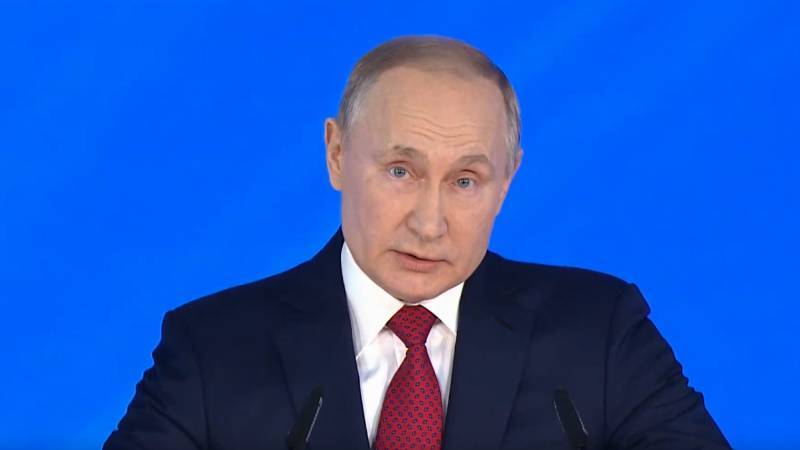 Мишустин назвал жесткими сроки выполнения задач из послания Путина Федеральному собранию