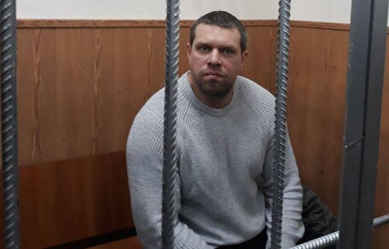 Суд арестовал оперативника Коновалова по делу Ивана Голунова