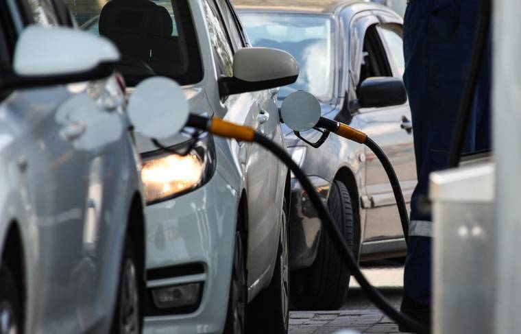 Цены на бензин в России выросли за неделю на 4 копейки