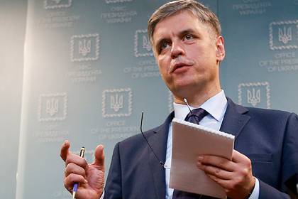 Украина призвала иностранных советников помогать в развитии ее армии