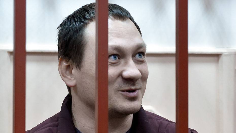 Экс-полицейского Игоря Ляховца арестовали по делу Голунова