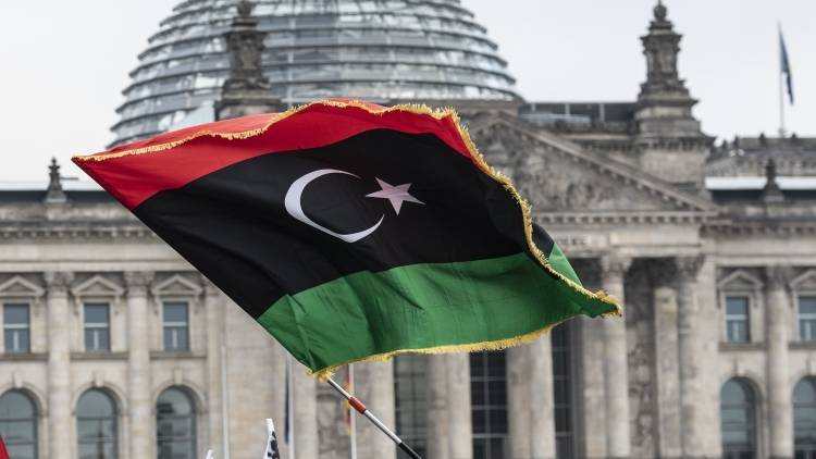 Захарова заявила о напряженной ситуации в Ливии из-за нарушения перемирия ПНС