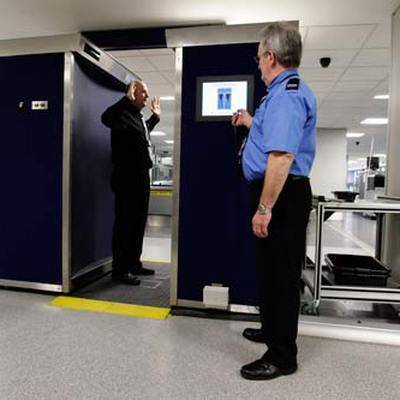 Исследователи Лондонской школы гигиены оценили эффективность проверок на наличие коронавируса в аэропортах