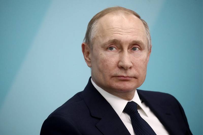 Владимир Путин — о чиновниках-хамах: Таких людей надо выметать из власти
