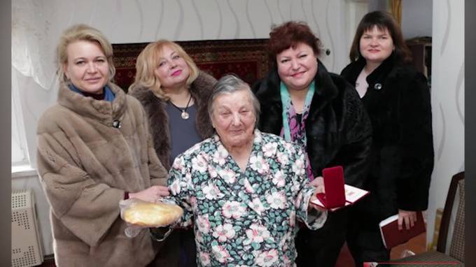 Керченские чиновницы подали в отставку после истории с "хлебом"